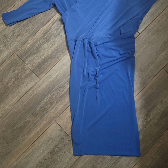 Dress, custom made worn once in excellent condition - Picture 3 of 3